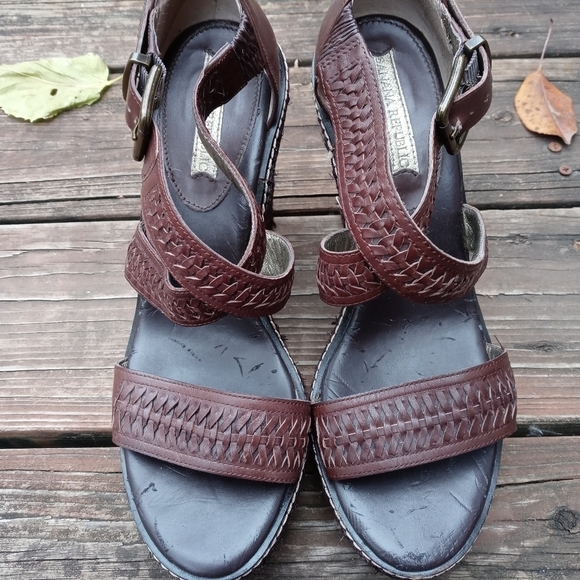 BANANA REPUBLIC women's Brown Leather Woven 5" Wedge Platform Sandals Heels 10. - Picture 3 of 7